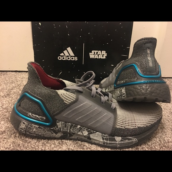 UltraBOOST 19 Star Wars “Millenium Falcon” - Picture 1 of 2
